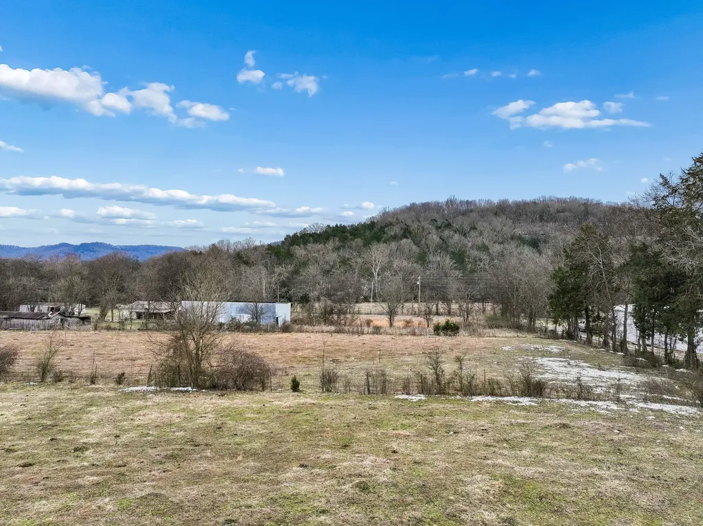 7291 Greenvale Road Watertown TN 37184