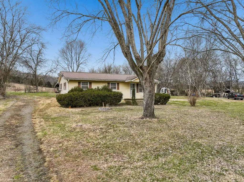 7291 Greenvale Road Watertown TN 37184