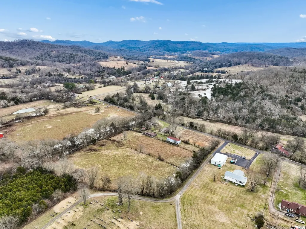 7291 Greenvale Road Watertown TN 37184