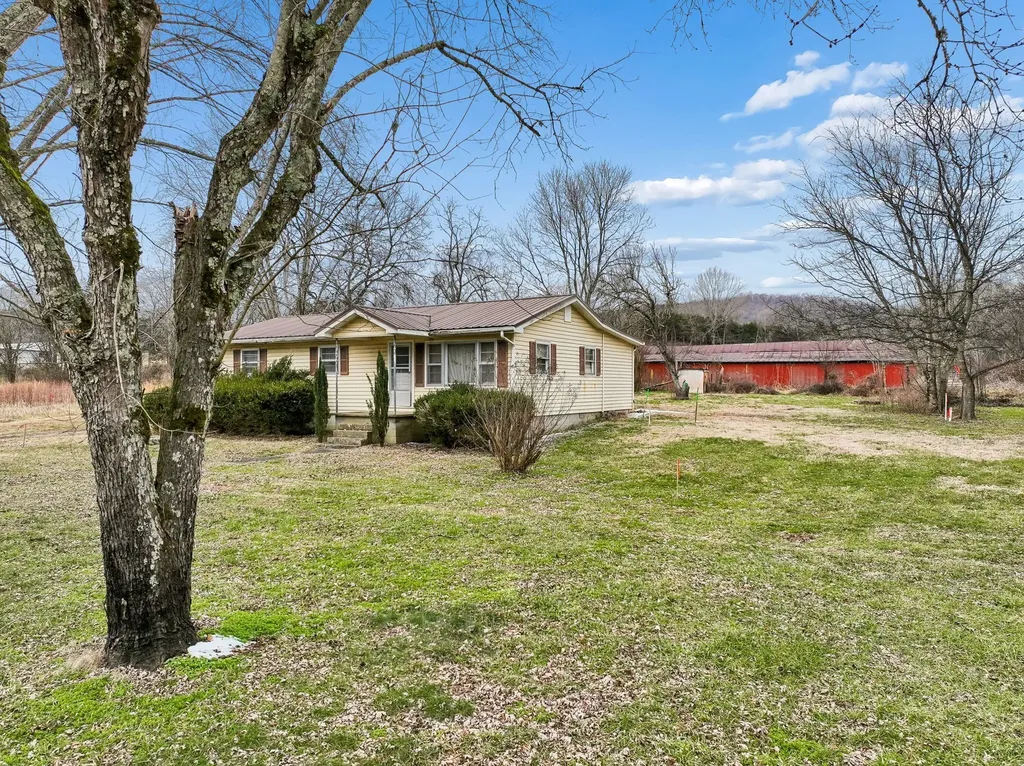 7291 Greenvale Road Watertown TN 37184