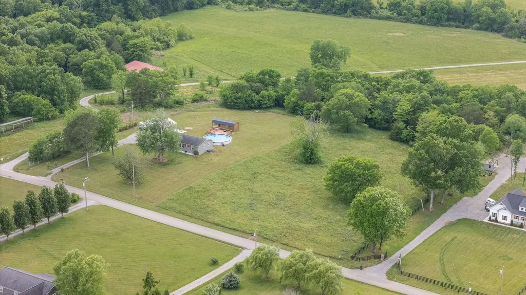 392 Adams Road Shelbyville TN 37160