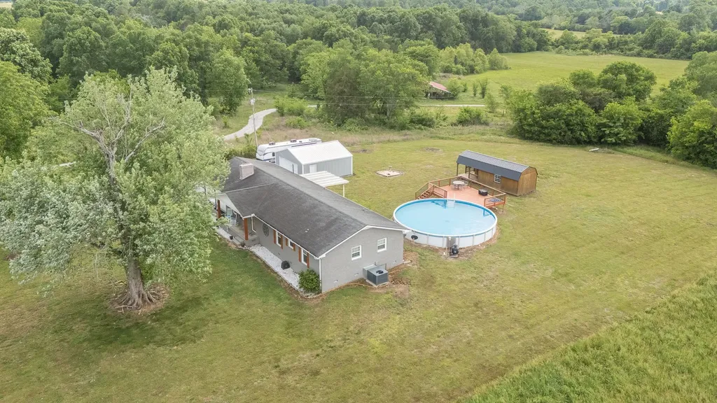 392 Adams Road Shelbyville TN 37160