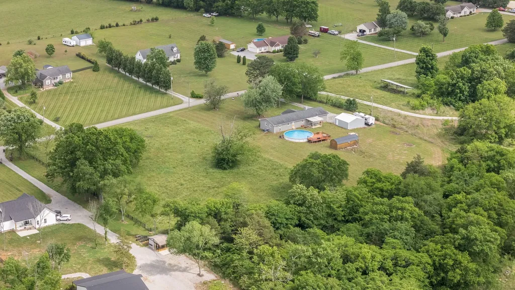 392 Adams Road Shelbyville TN 37160