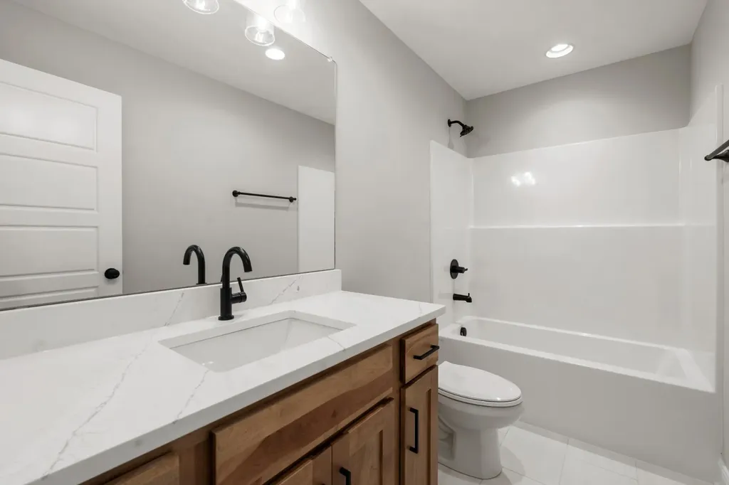 8184 Gideon Road Greenbrier TN 37073