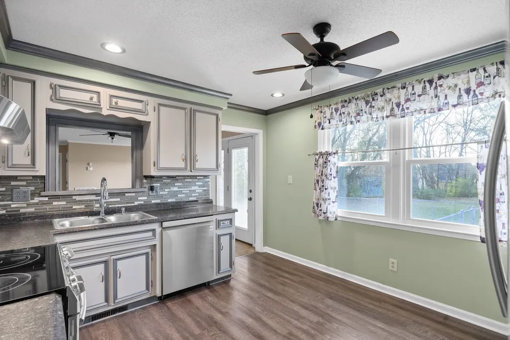 290 Andrew Jackson Drive Clarksville TN 37043
