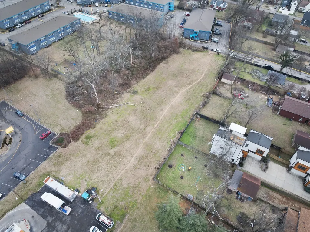 2804 Gallatin Pike Nashville TN 37216