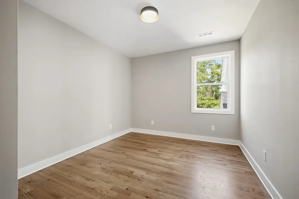 2109C Summitt Avenue Nashville TN 37218