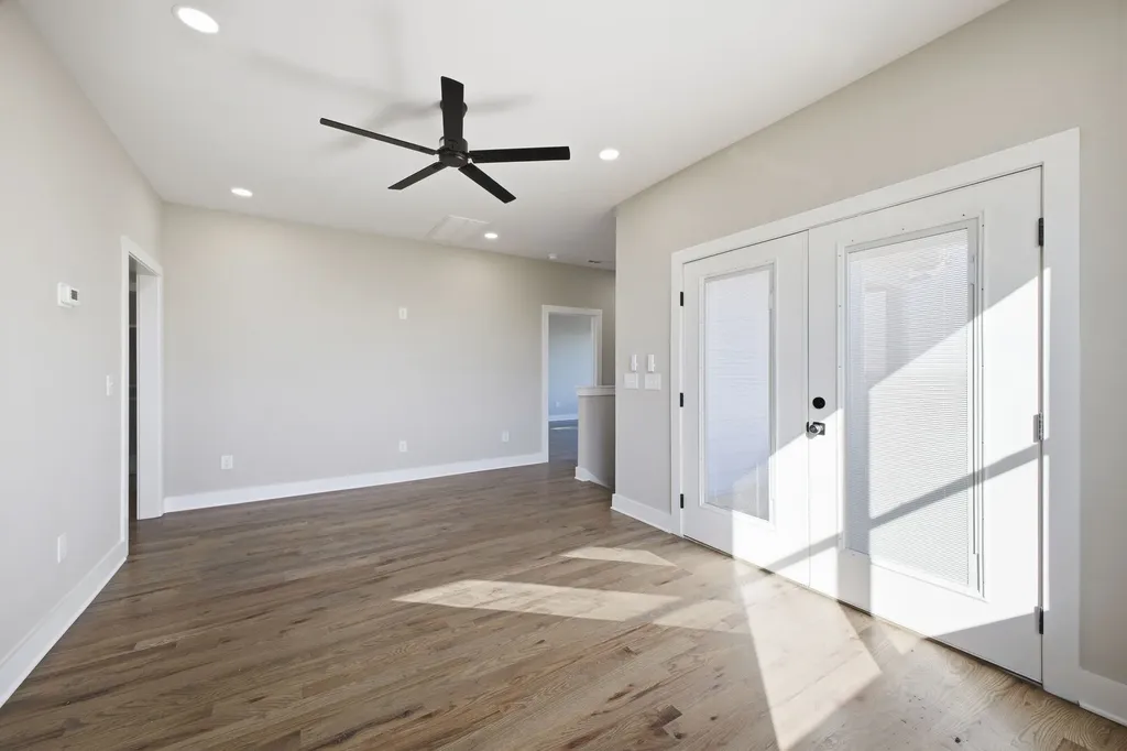 2109C Summitt Avenue Nashville TN 37218