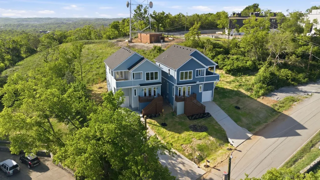 2109C Summitt Avenue Nashville TN 37218