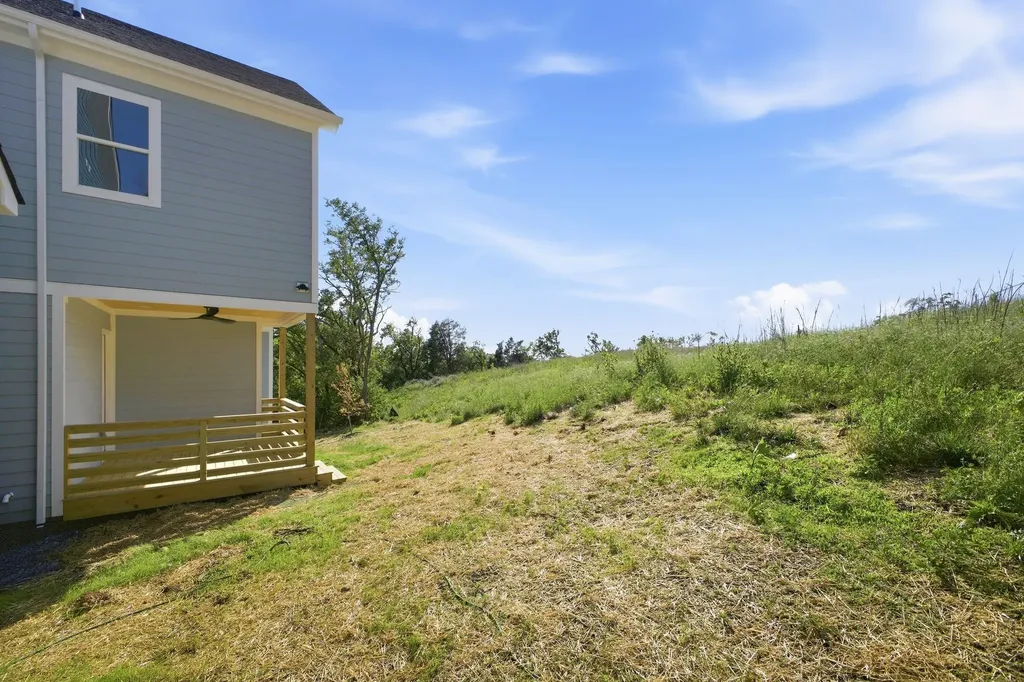 2109C Summitt Avenue Nashville TN 37218