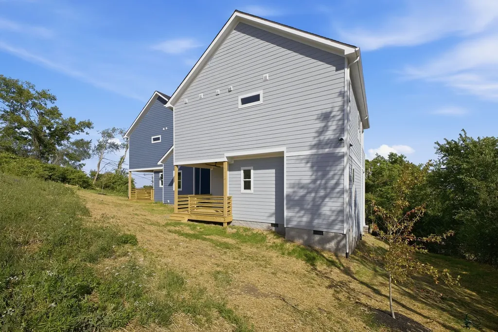 2109C Summitt Avenue Nashville TN 37218