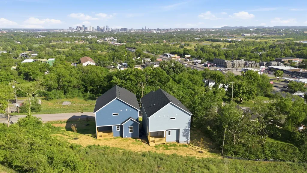 2109C Summitt Avenue Nashville TN 37218