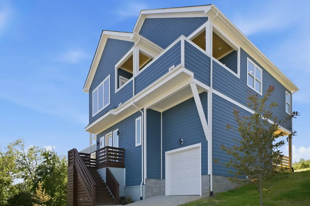 2109D Summitt Avenue Nashville TN 37218