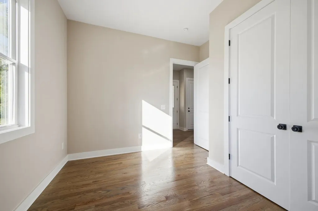 2109D Summitt Avenue Nashville TN 37218