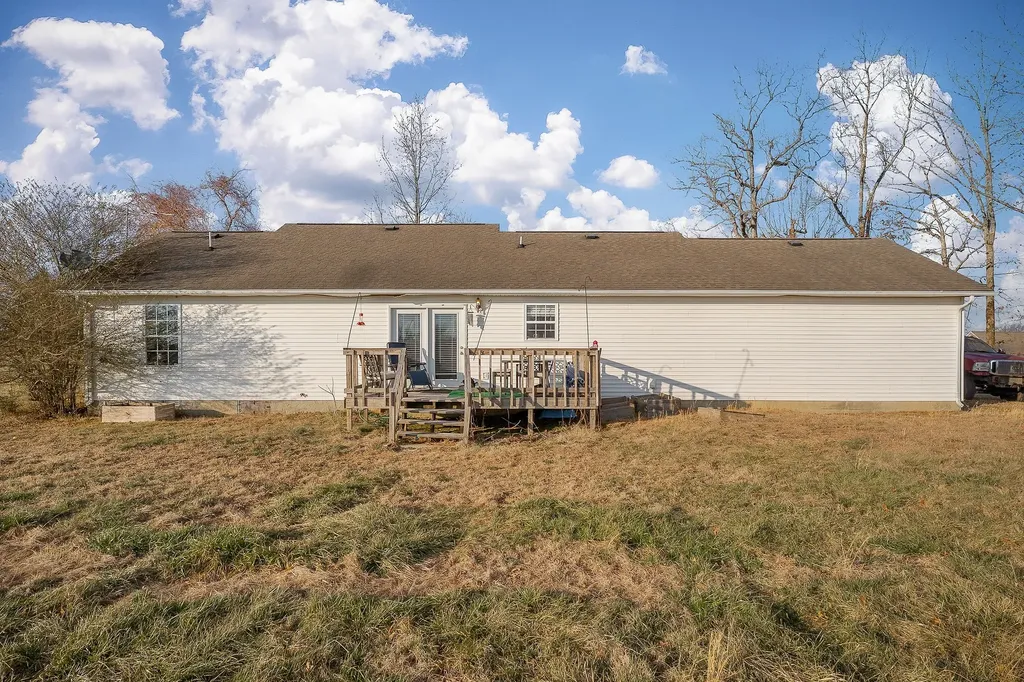 2560 Wildcat Road Sparta TN 38583