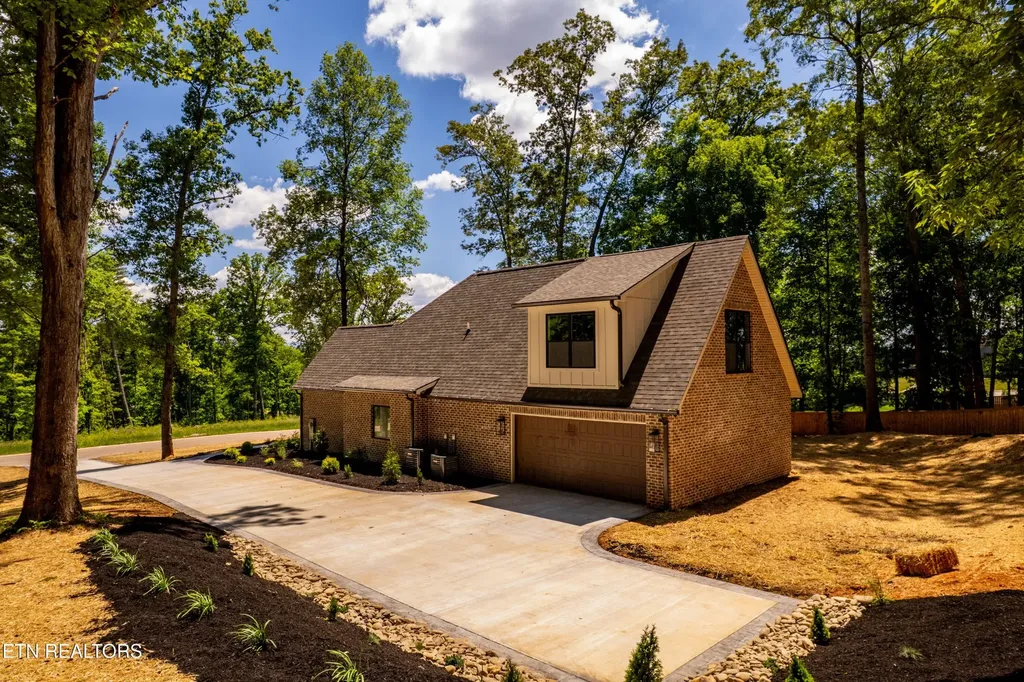 5816 Caswell Drive Greenback TN 37742