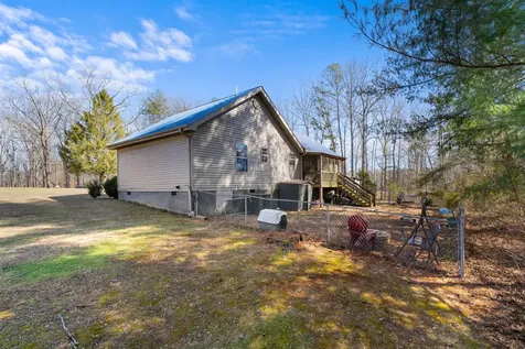 124 Brown Lane Tracy City TN 37387