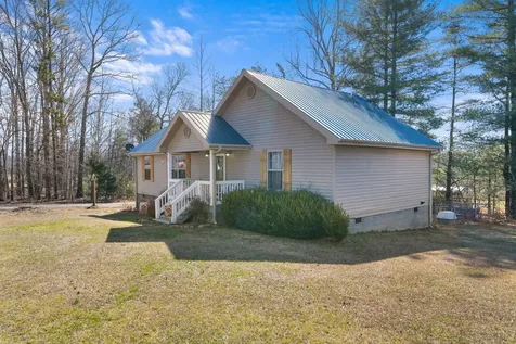 124 Brown Lane Tracy City TN 37387