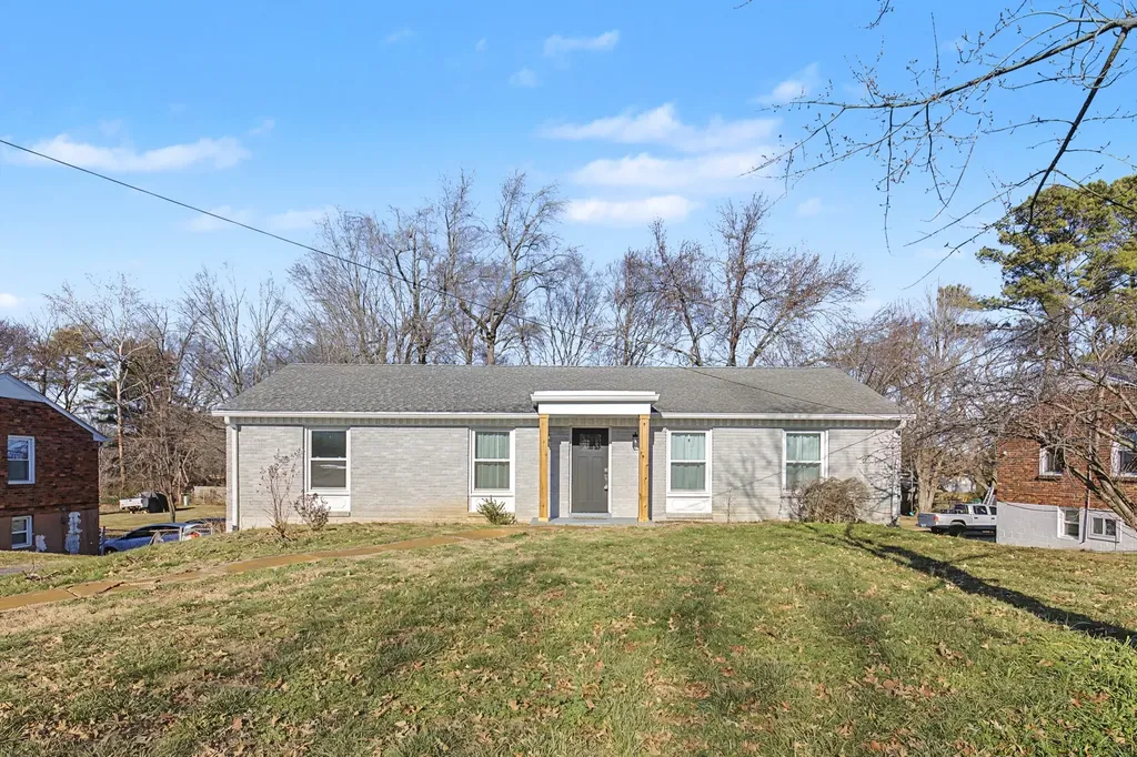 652 Harding Place Nashville TN 37211