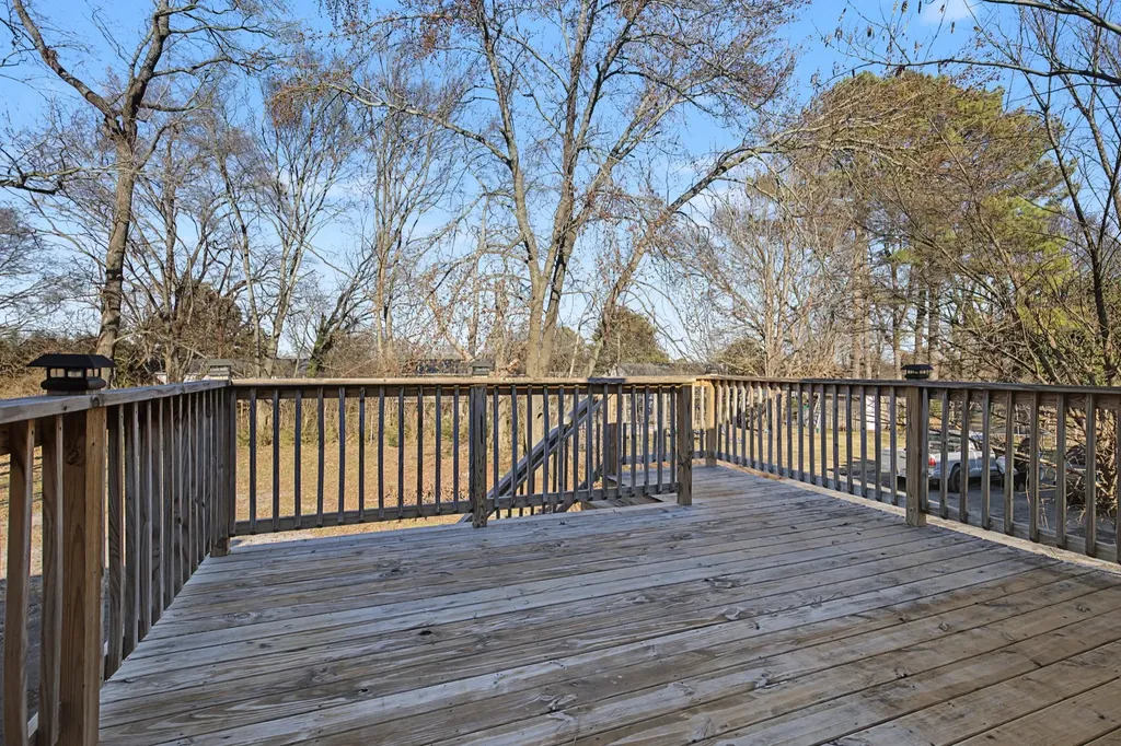 652 Harding Place Nashville TN 37211