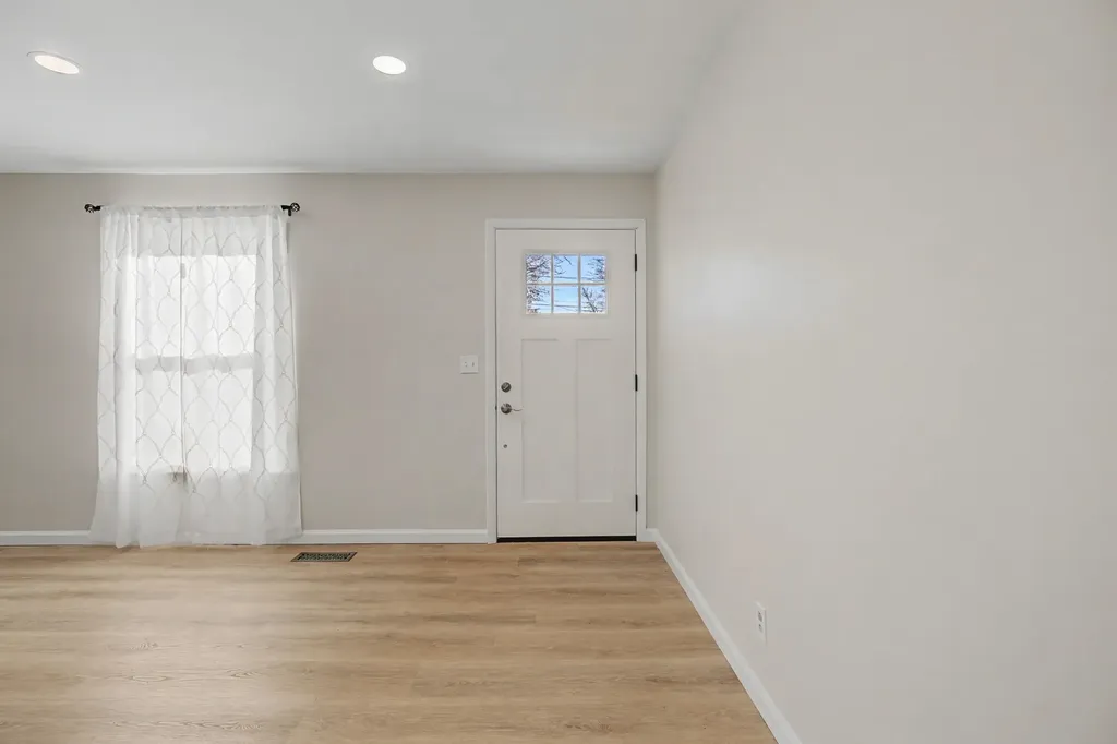 652 Harding Place Nashville TN 37211