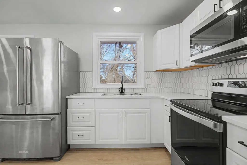 652 Harding Place Nashville TN 37211