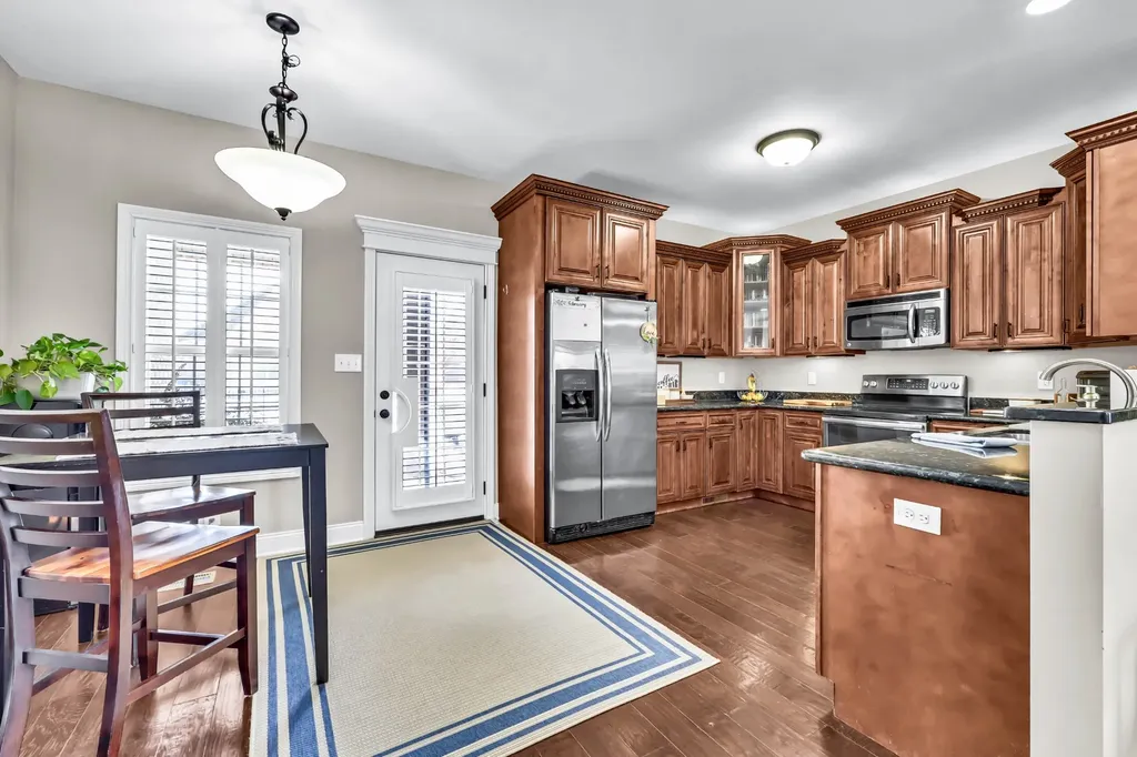 1085 Willow Circle Clarksville TN 37043