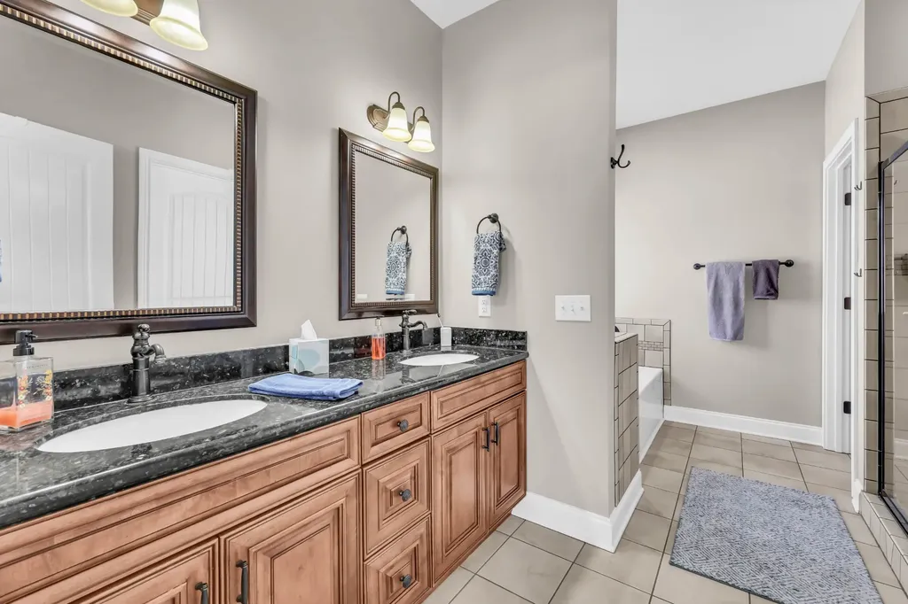 1085 Willow Circle Clarksville TN 37043