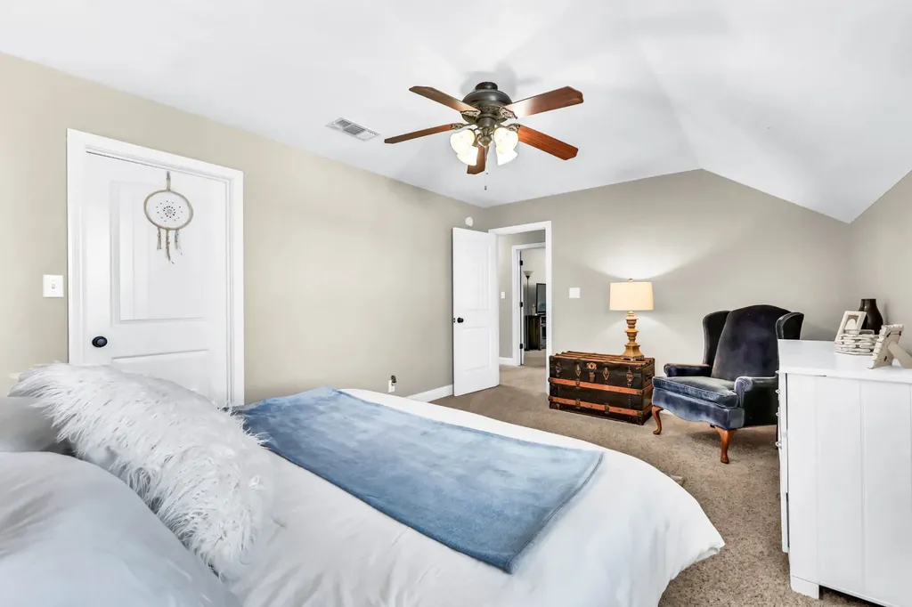 1085 Willow Circle Clarksville TN 37043