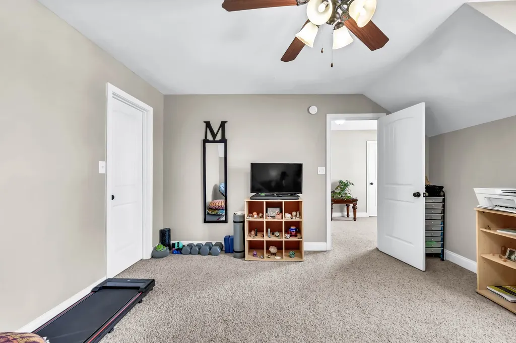 1085 Willow Circle Clarksville TN 37043