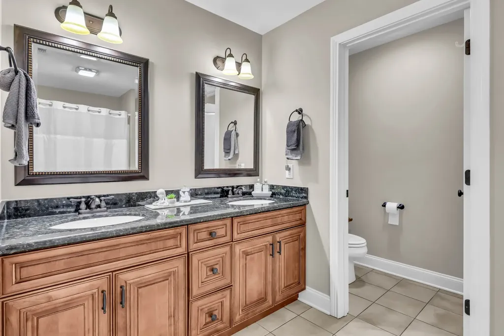 1085 Willow Circle Clarksville TN 37043