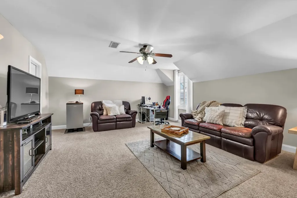 1085 Willow Circle Clarksville TN 37043