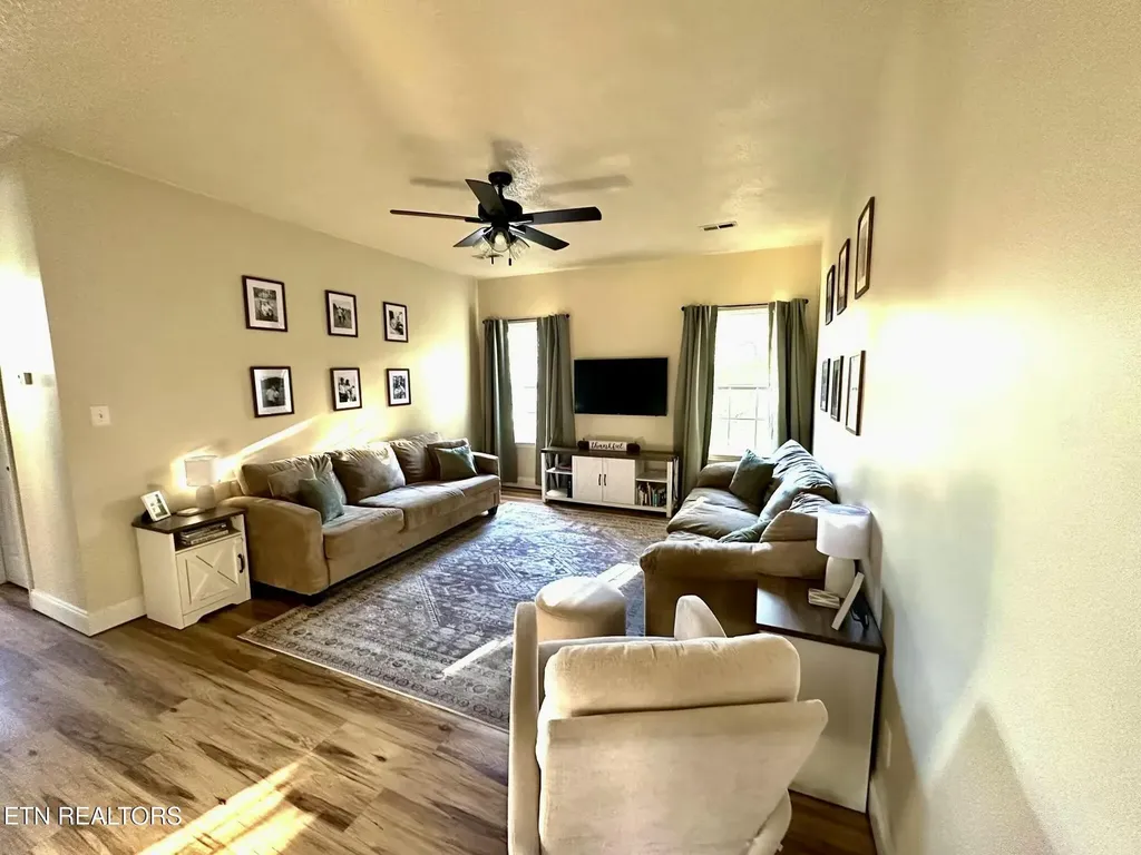 2440 Honey Grove Lane Knoxville TN 37923