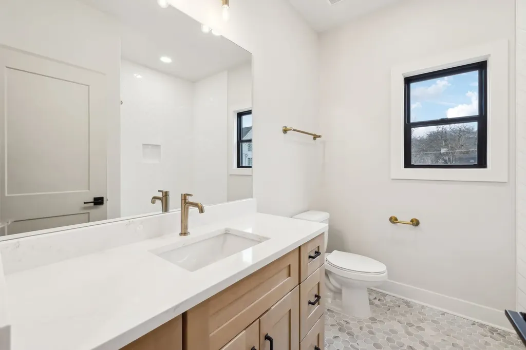 2717 Batavia Street Nashville TN 37208