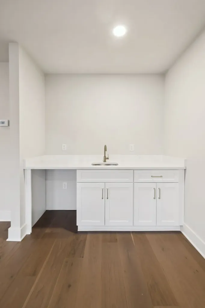 2717 Batavia Street Nashville TN 37208