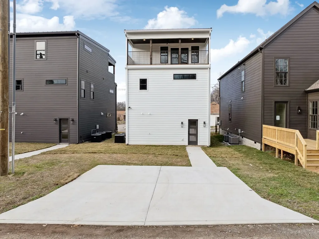 2717 Batavia Street Nashville TN 37208