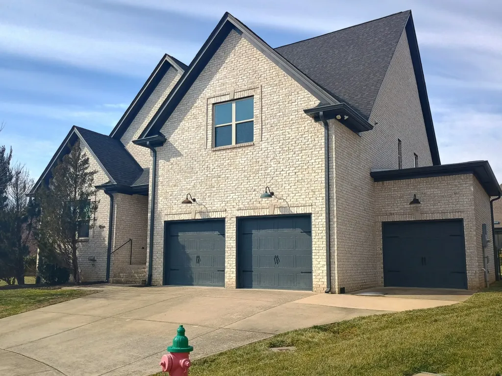 9004 Spearfish Court Spring Hill TN 37174
