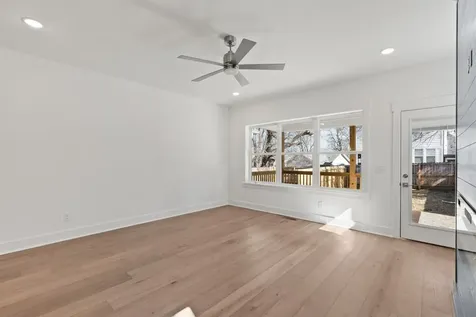 2238B Kline Avenue Nashville TN 37211