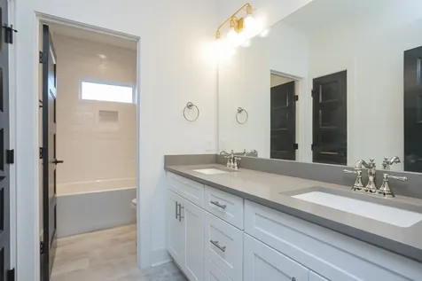2238B Kline Avenue Nashville TN 37211