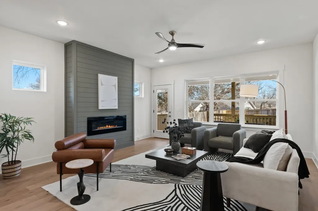 2238A Kline Avenue Nashville TN 37211