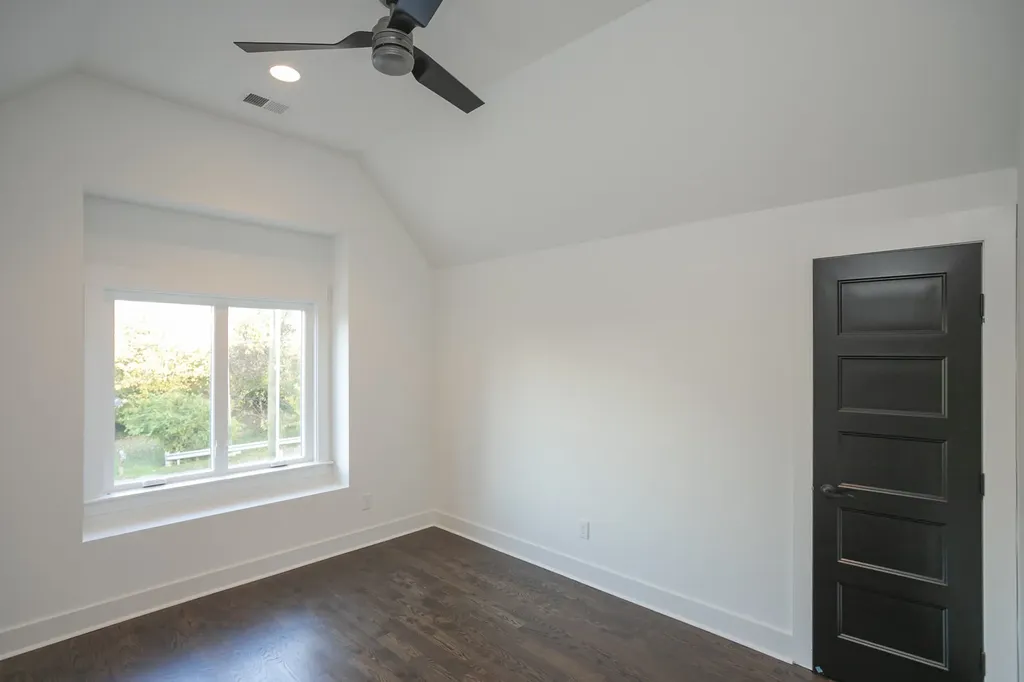 2238A Kline Avenue Nashville TN 37211