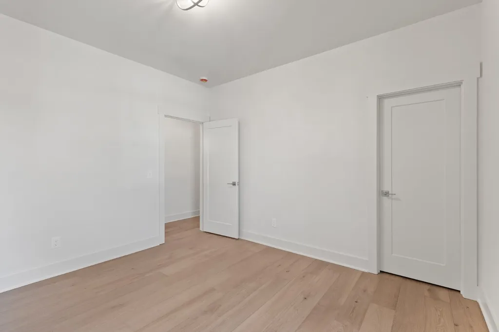 2238A Kline Avenue Nashville TN 37211