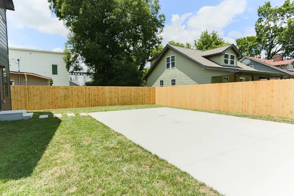 127 Cleveland Street Nashville TN 37207