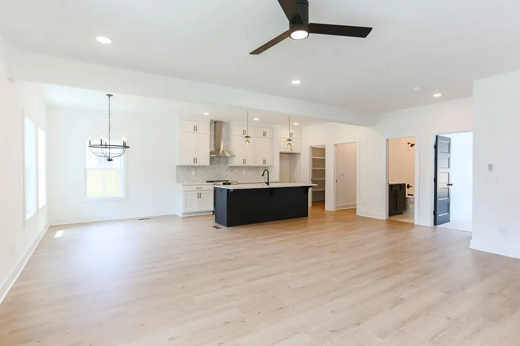 127 Cleveland Street Nashville TN 37207