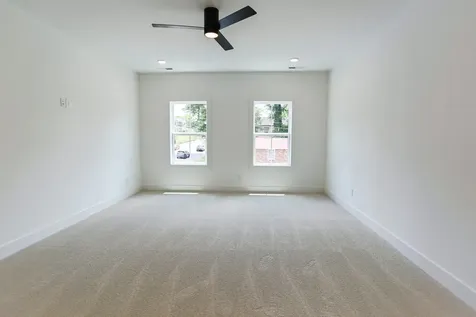 127 Cleveland Street Nashville TN 37207