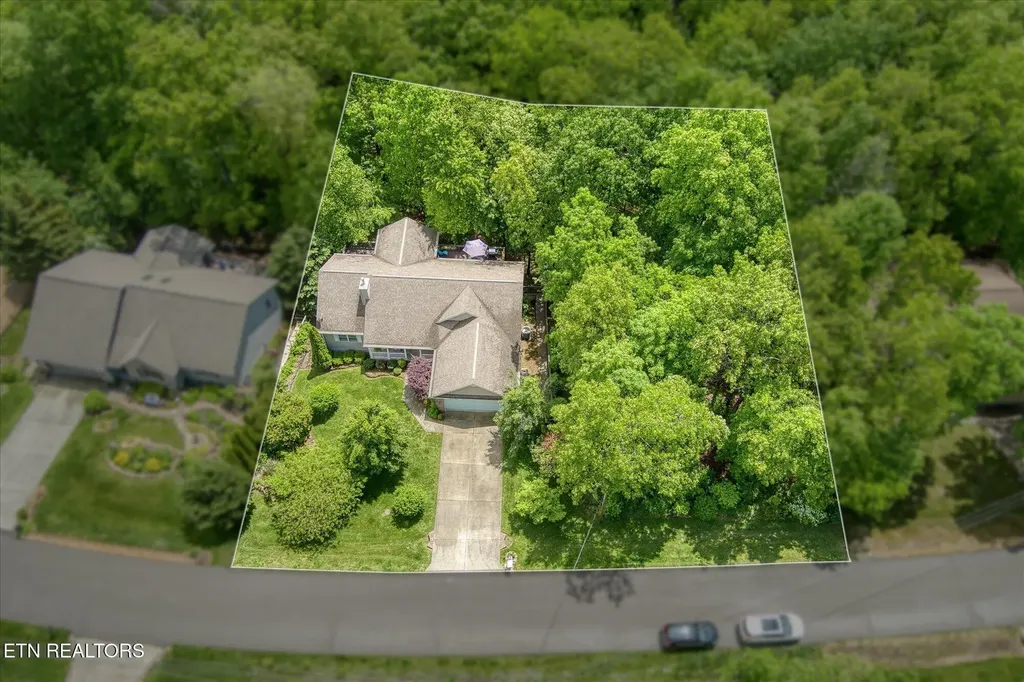 182 Canterbury Drive Crossville TN 38558