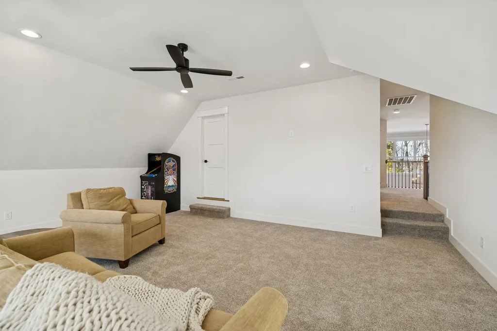 11 Hammock Drive Winchester TN 37398