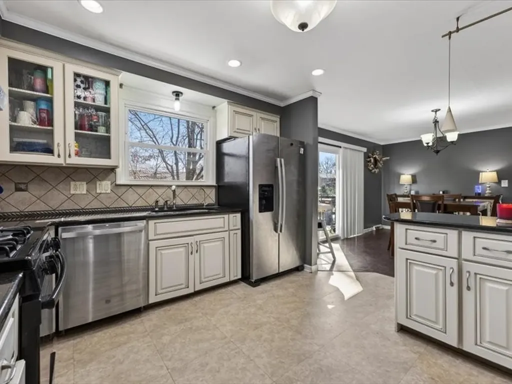 161 W Regent Drive Clarksville TN 37043
