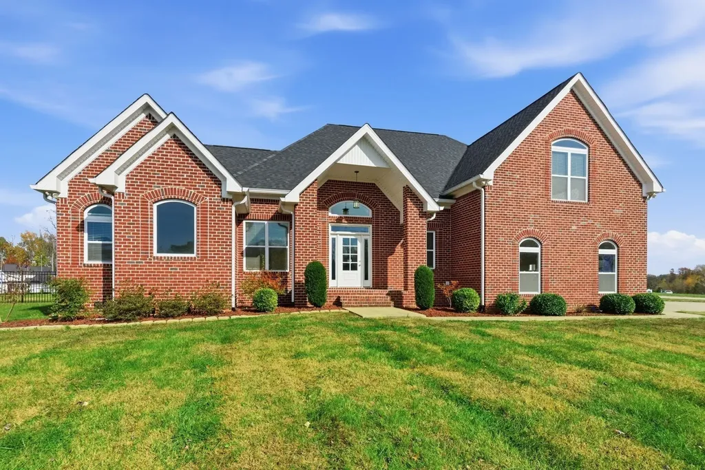 1027 Founders Lane Portland TN 37148