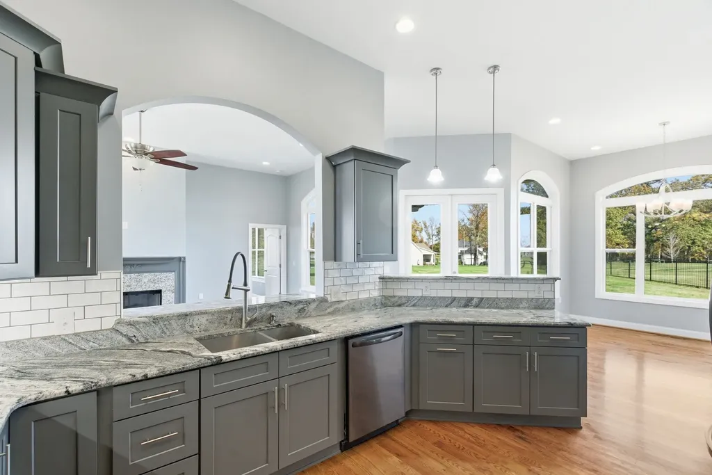 1027 Founders Lane Portland TN 37148